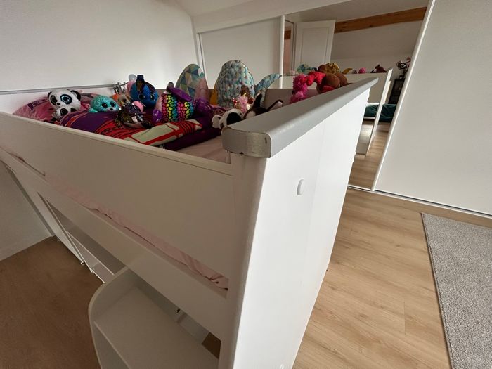 Lit mezzanine avec bibliothèque, rangements et bureau - photo numéro 3