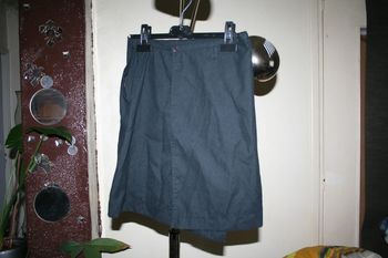 🌸Jolie jupe noire portefeuille "Creeks" Taille 38 🌸