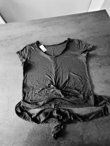 Haut femme noir Etam M neuf