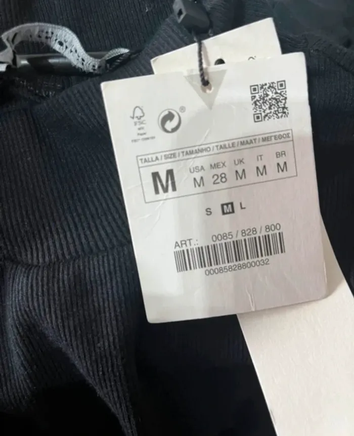 Robe noire Zara neuve avec étiquette - photo numéro 3