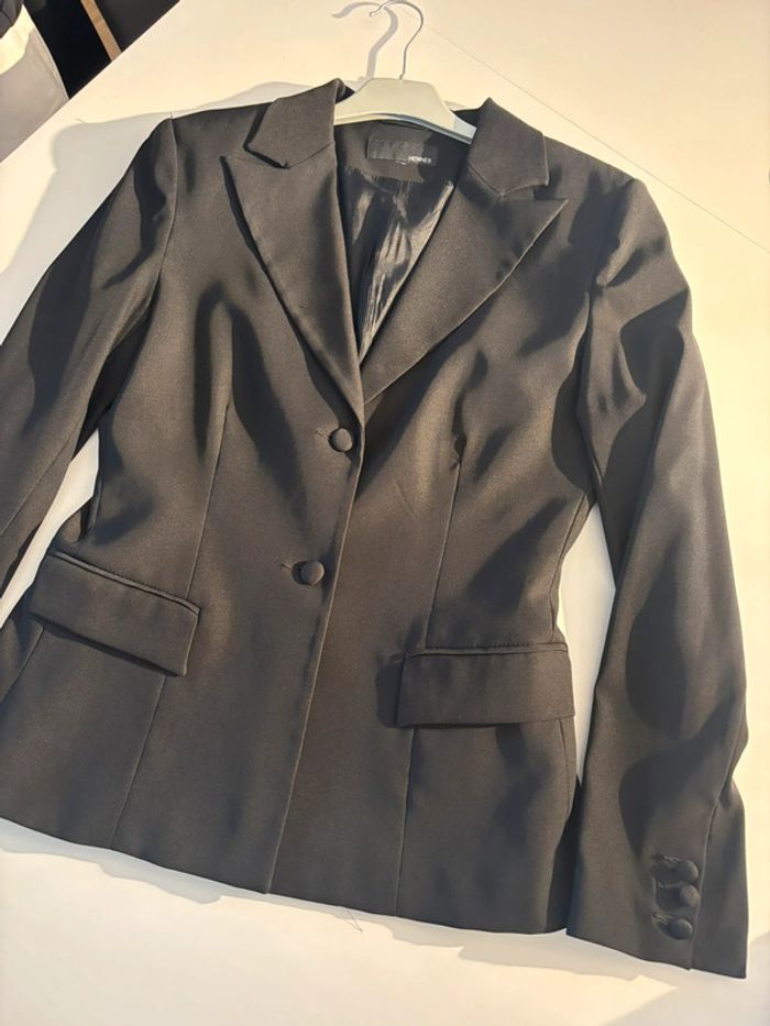 Très belle veste noire T38 - photo numéro 5