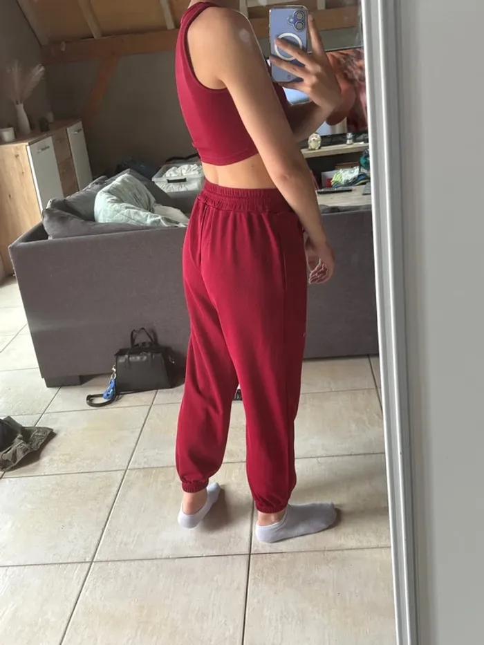 Ensemble jogging - photo numéro 2