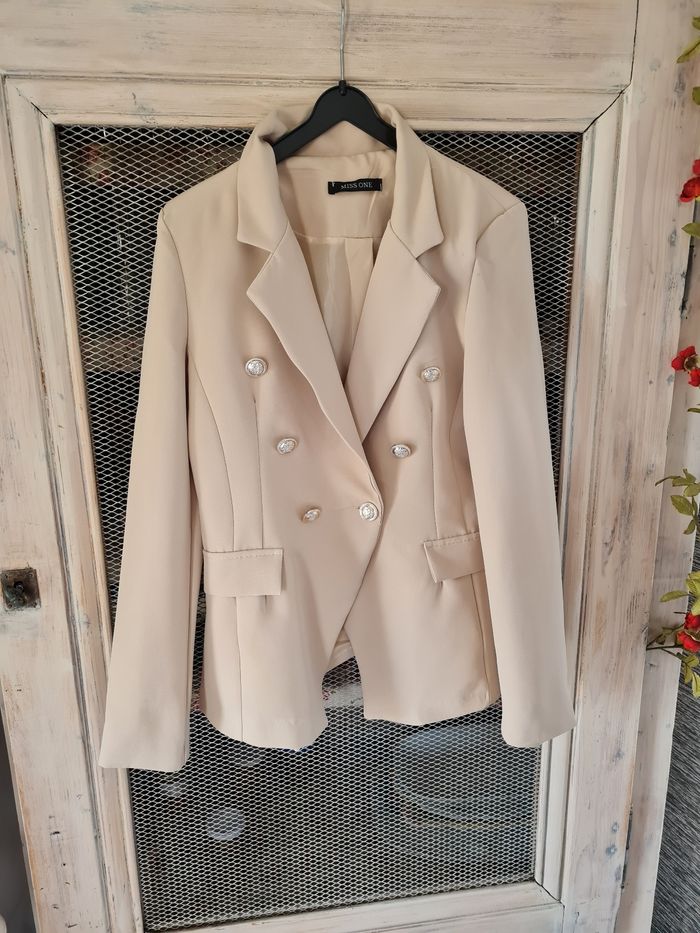 Très beau blazer beige