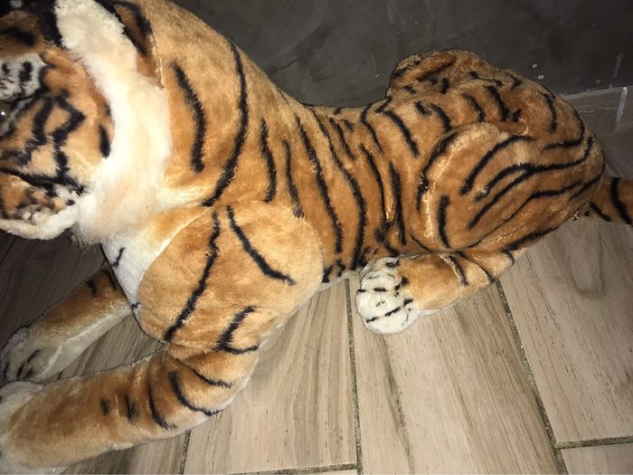 grosse peluche tigre - photo numéro 3