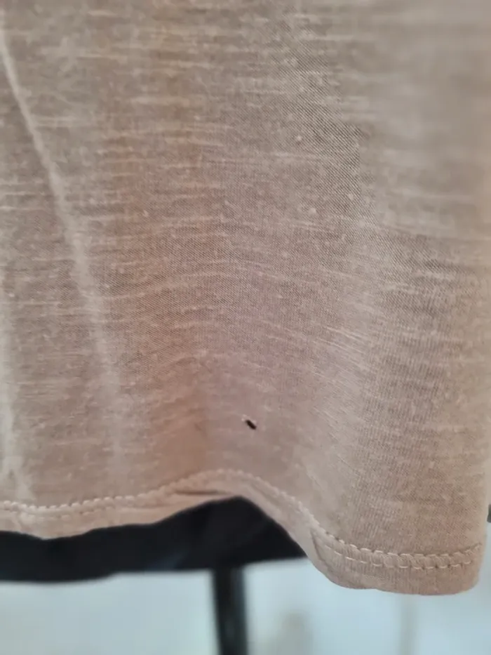 Top / t-shirt beige camel avec tigre en strass or et argent. Femme. Taille M. Arkitect. - photo numéro 6