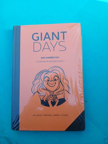 Livre Giant Days