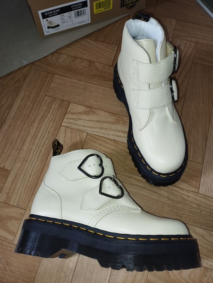 Dr Martens devon Heart taille 38 neuves - photo numéro 7