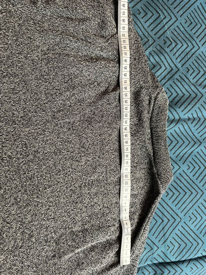 Pull gris Lacoste - photo numéro 8
