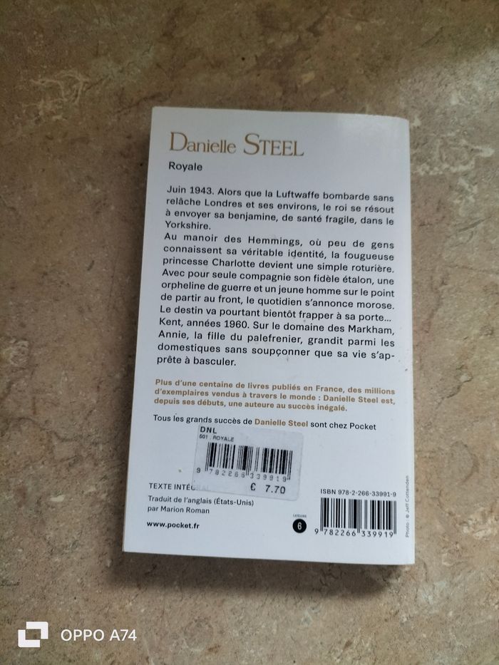 Livre 🧡 Royale de Daniel Steel - photo numéro 2
