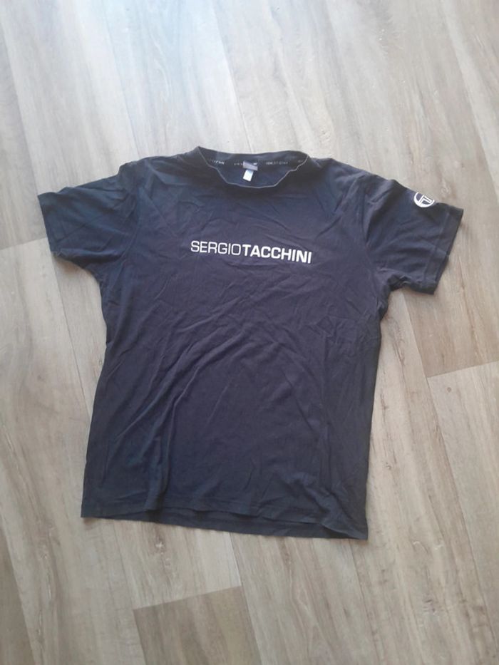 T-shirt Sergio Tacchini taille 42💞