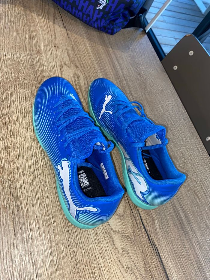 Chaussures foot salle Puma T42 - photo numéro 6