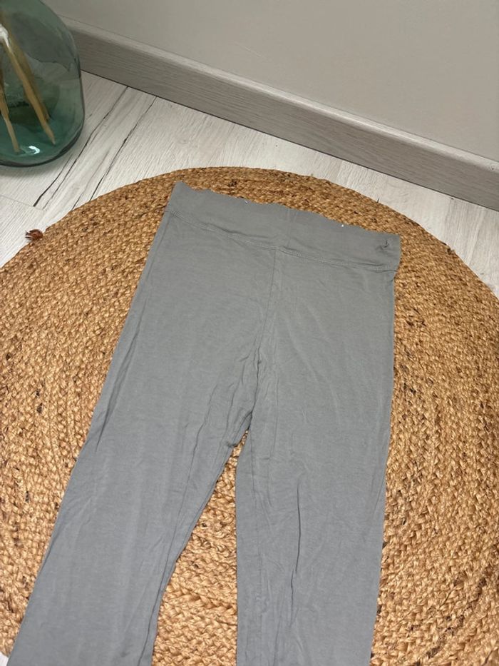 Legging gris grossesse - photo numéro 2