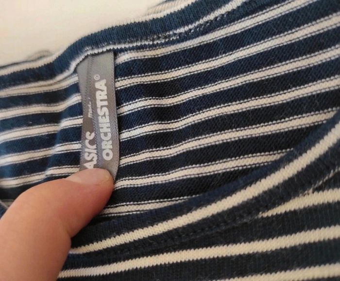 5 € Tee-shirt manches longues à rayures 8 ans - photo numéro 2