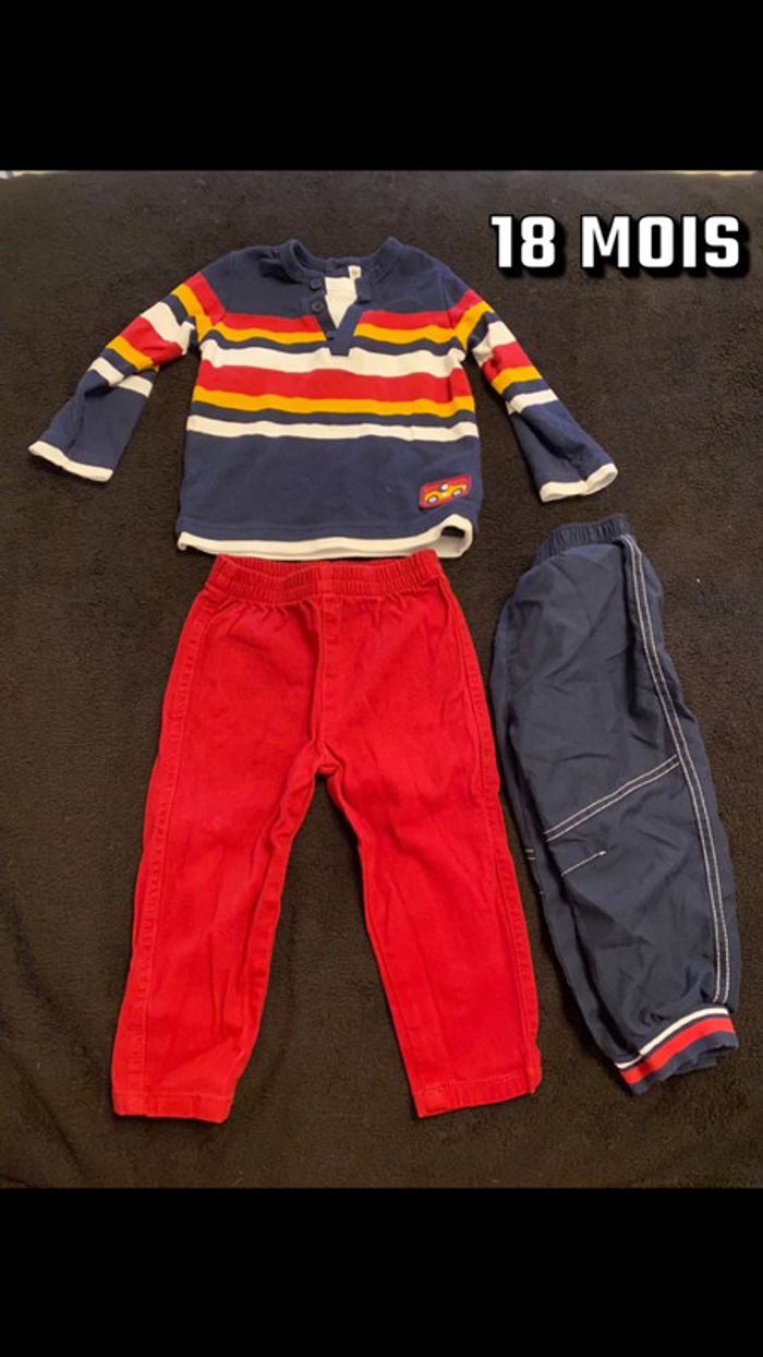 Ensemble avec 2 pantalons 18 mois