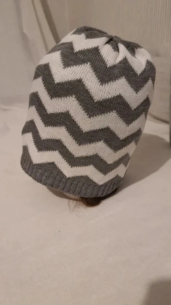 Bonnet "Barts négligent" blanc/gris homme - photo numéro 5