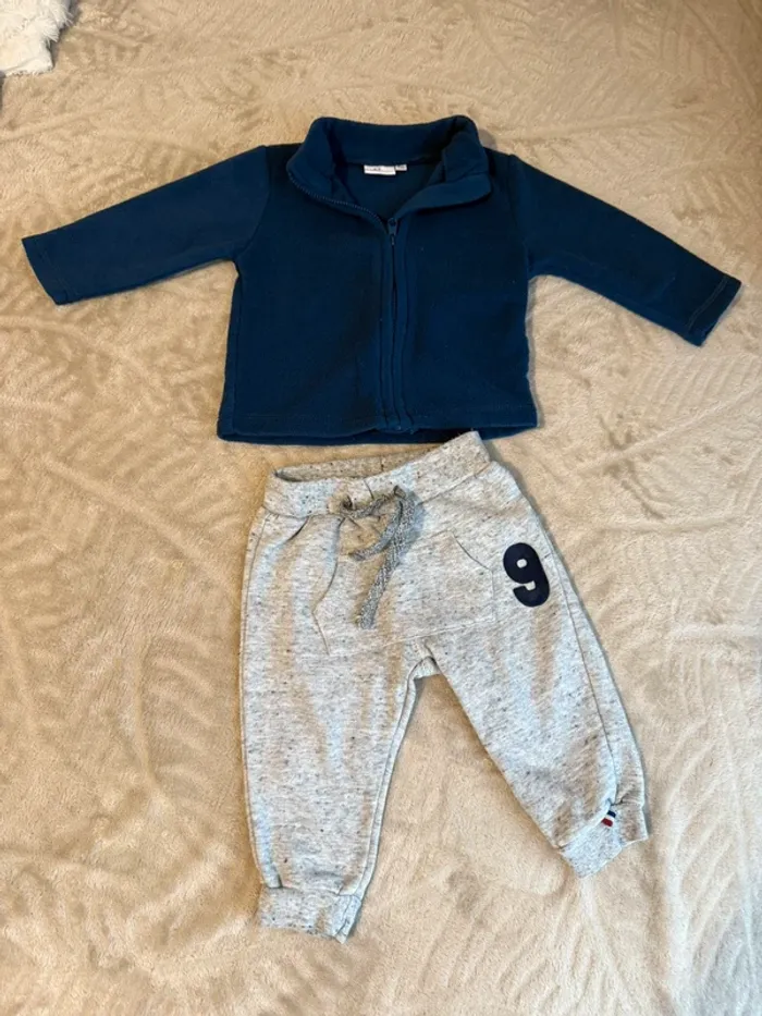 Ensemble polaire et jogging 9 mois