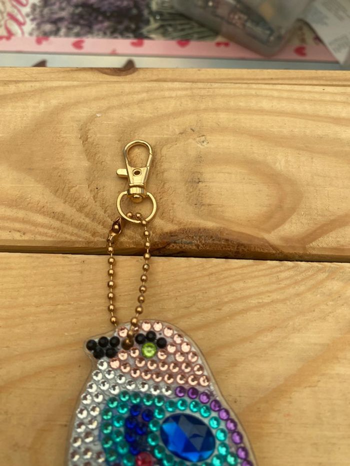 Porte clé recto/verso oiseau 🐦 en Diamond painting - photo numéro 2
