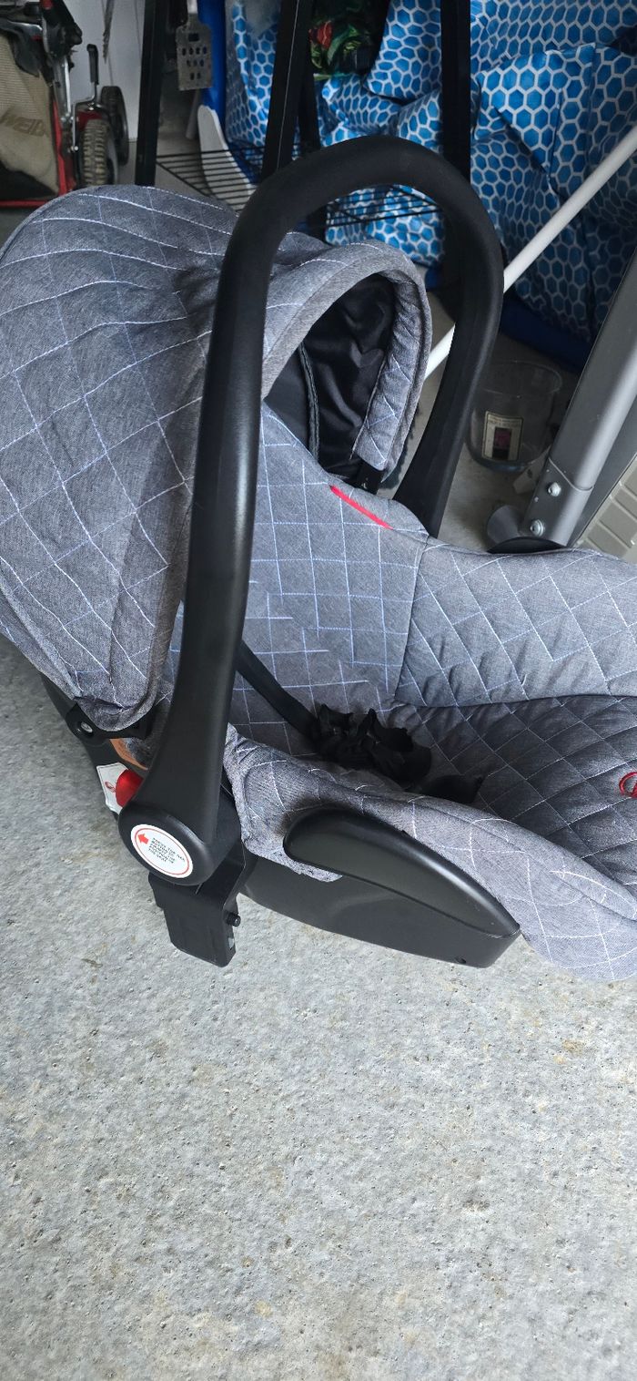 A vendre poussette - photo numéro 5