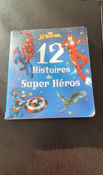 12 histoires de super héros Marvel