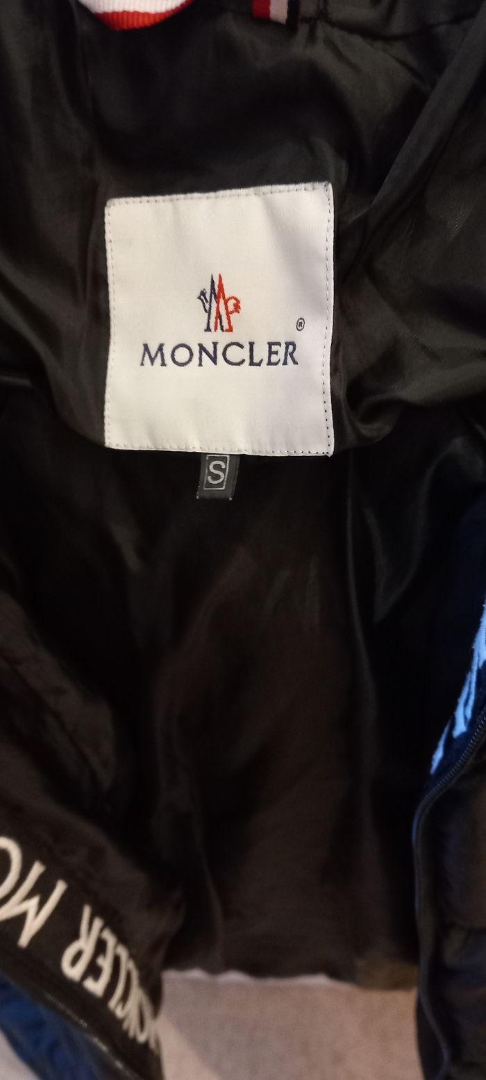 Doudoune MONCLER - photo numéro 3