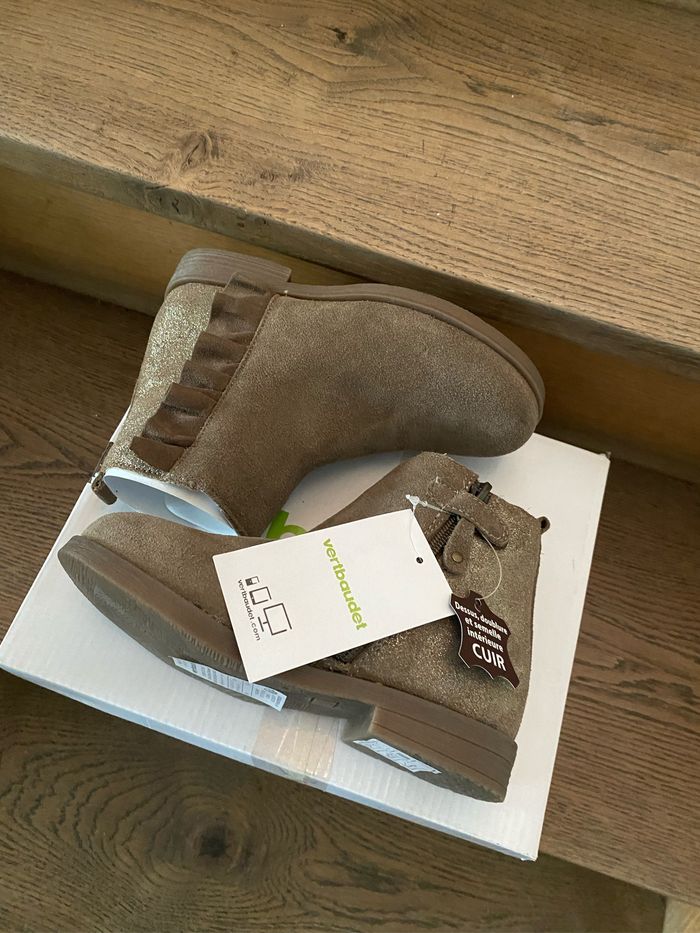Bottines en cuir pointure 30 - photo numéro 2