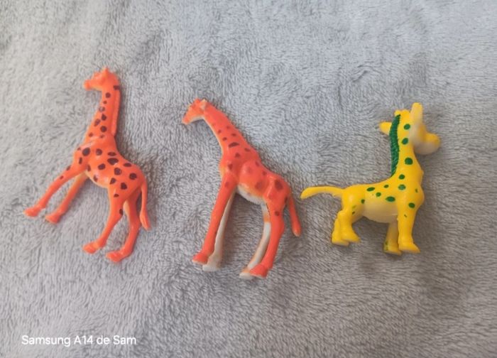 Lot de 3 animaux girafes - photo numéro 2