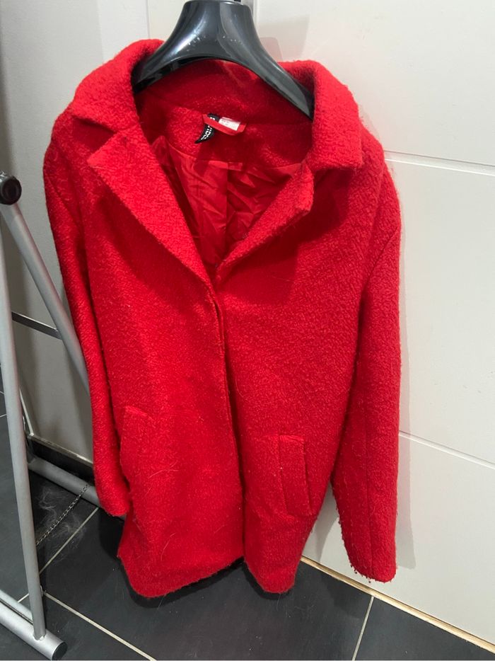 Manteau rouge