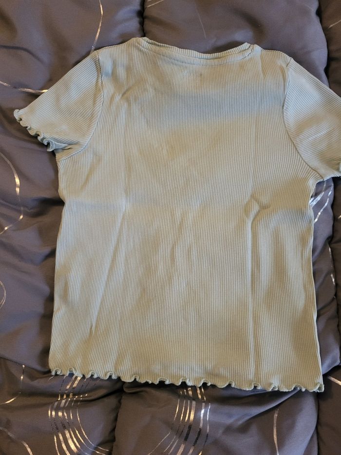 Tee-shirt fille 8 ans - photo numéro 2