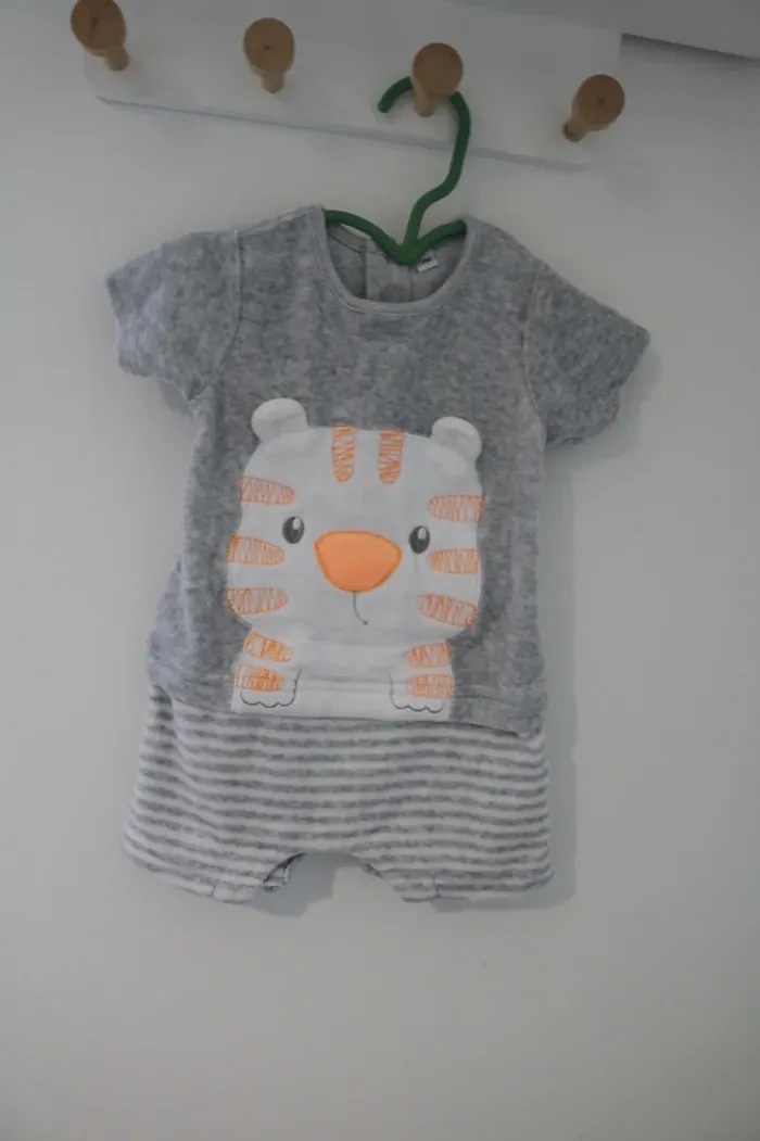 Lot pyjamas hiver garçon 3 mois - photo numéro 4