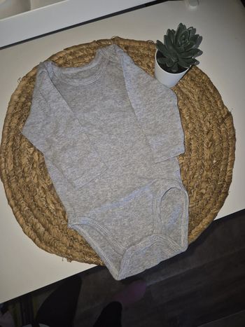 Body bebe 9mois kitchoun