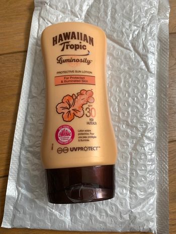 Soin protection solaire | Hawaiian Tropic indice 30 | Prix vente 29,80€