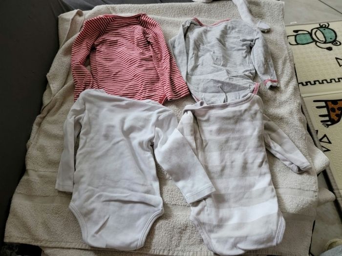 Lot de 4 bodies manches longues 6 mois garçon - photo numéro 2