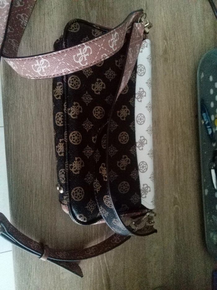 Sac à main Guess - photo numéro 11