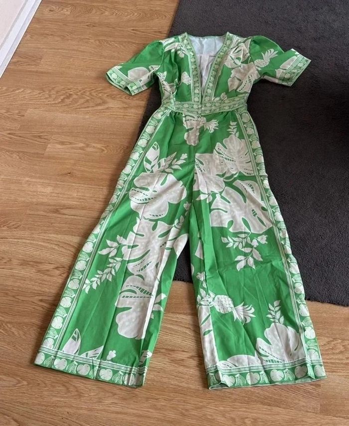 Combinaison verte tropicale - neuve - Taille S - photo numéro 2