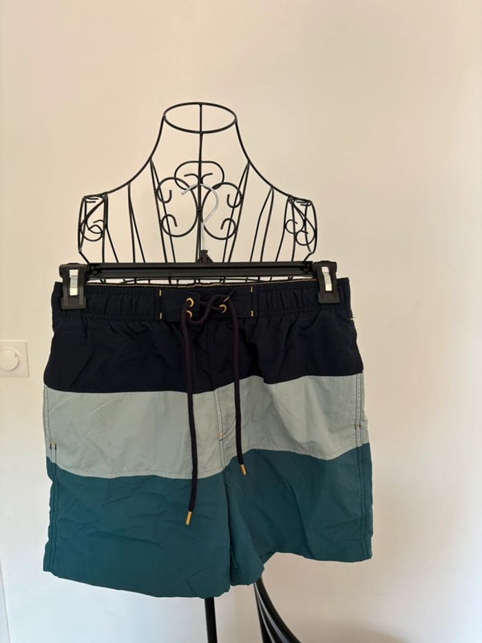 Short de bain Kiabi, taille M.