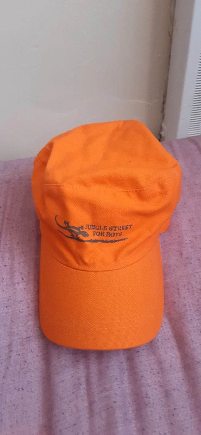 Casquette neuve - photo numéro 2