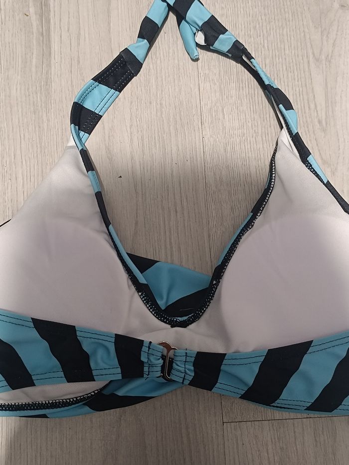 Maillot de bain 2 pieces - photo numéro 2