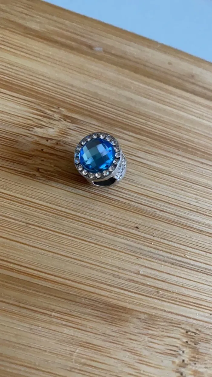superbe charme bleu pour bracelet pandora neuf