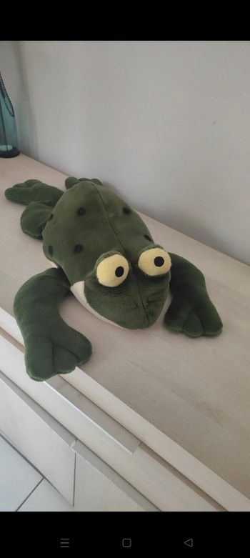 Grenouille peluche