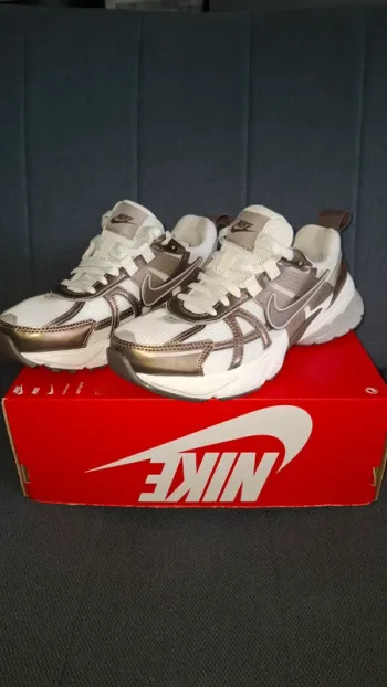 Baskets Nike