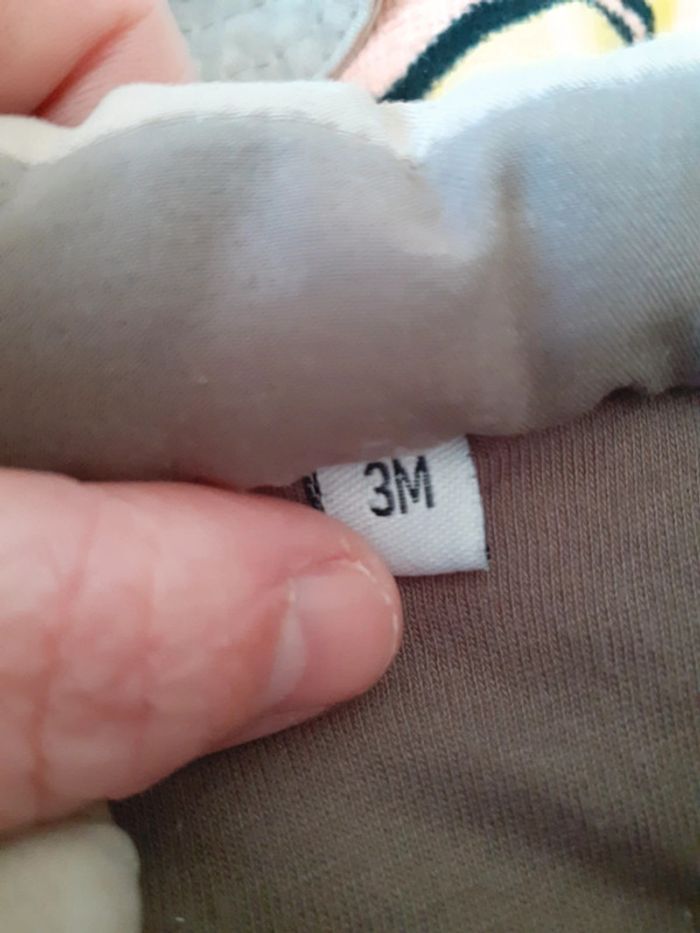 Doudoune sans manche 3 mois - photo numéro 2
