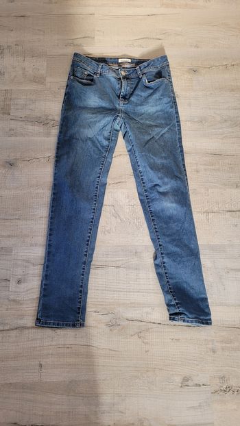 Jean femme cache cache T40