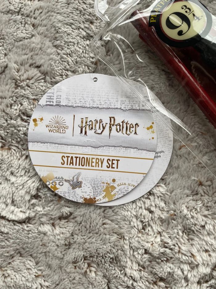 Lot papeterie Harry Potter neuf - photo numéro 4