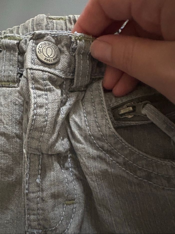 Jeans  9 mois - photo numéro 2