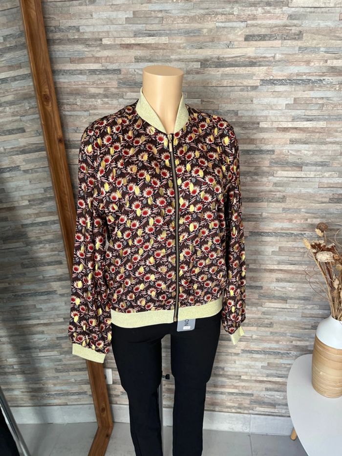 Bomber bleu marine et doré à fleurs - photo numéro 4