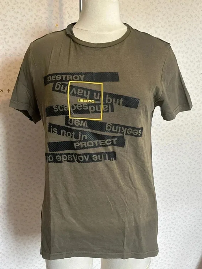 T shirt imprimer taille 40 marque liberto