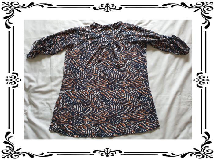 Tee shirt taille 44. - photo numéro 2