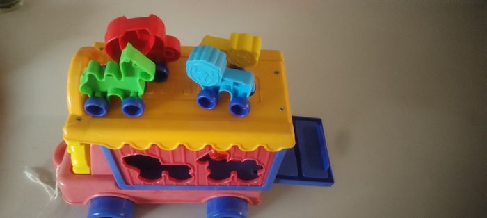 Camions  cirque avec formes animaux - photo numéro 3