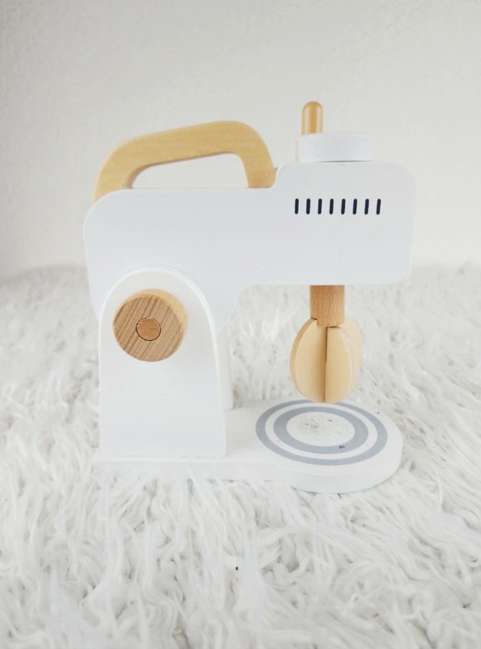 Robot batteur et ses accessoires en bois marque Vertbaudet 🎅 - photo numéro 4