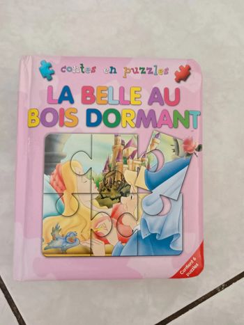 Livre contes en puzzles